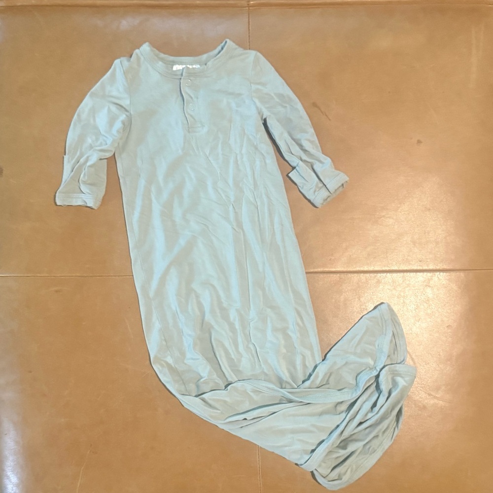 Mebie Baby Gown 0-3M